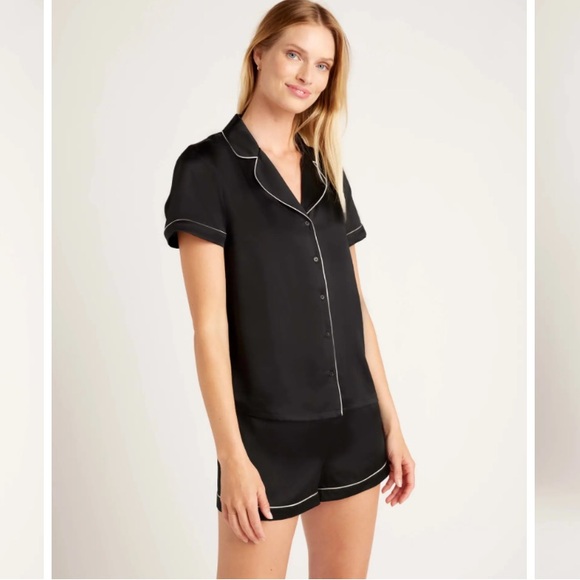 Quince Other - NEW - Quince Silk Pajama Set Small